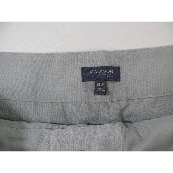 NWT MADISON gray Linen blend dress shorts lined MSRP $70 size 18W - Picture 5 of 6
